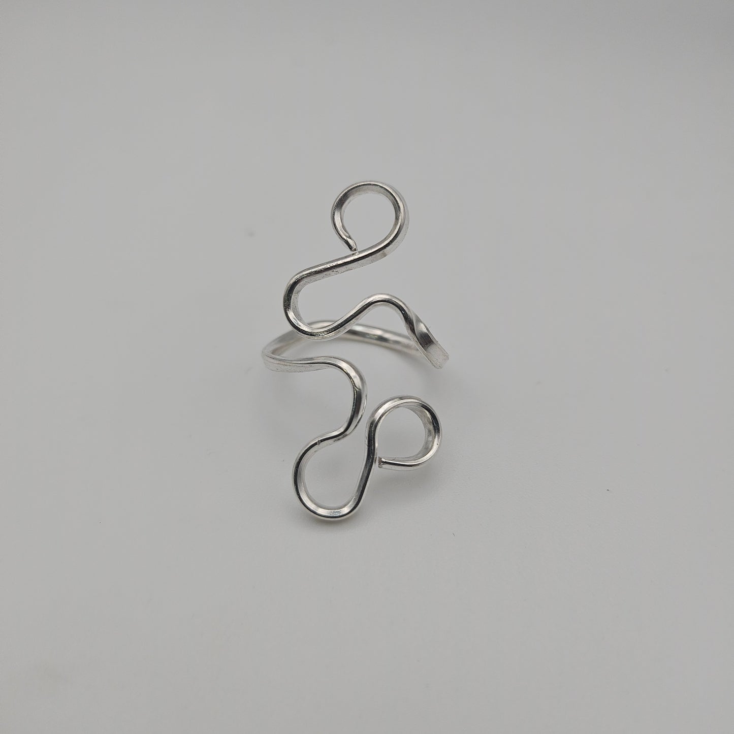 Sterling silver unique swirl design ring