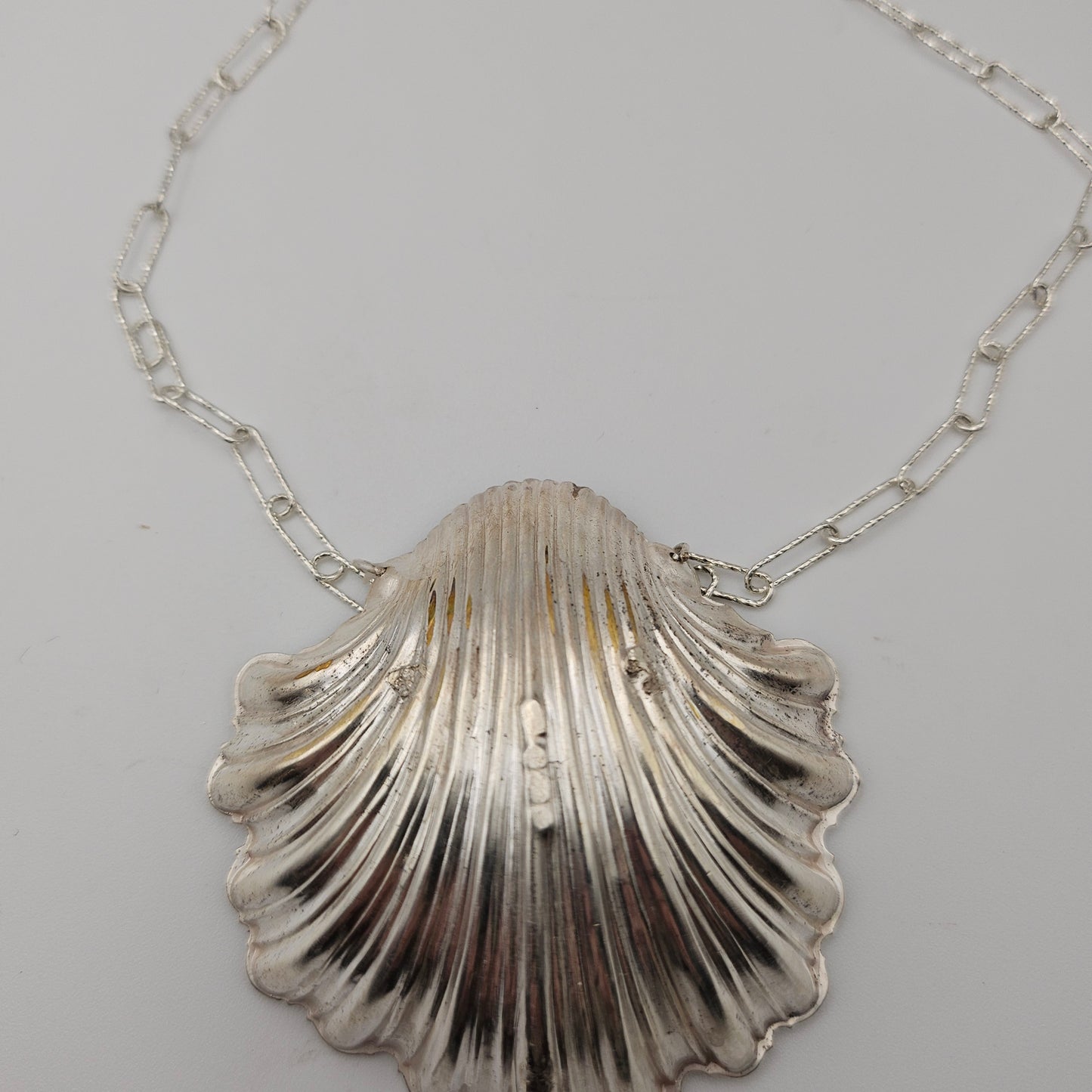 Sterling silver statement shell design pendant